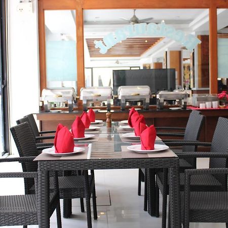 Chana Hotel Phuket Екстериор снимка
