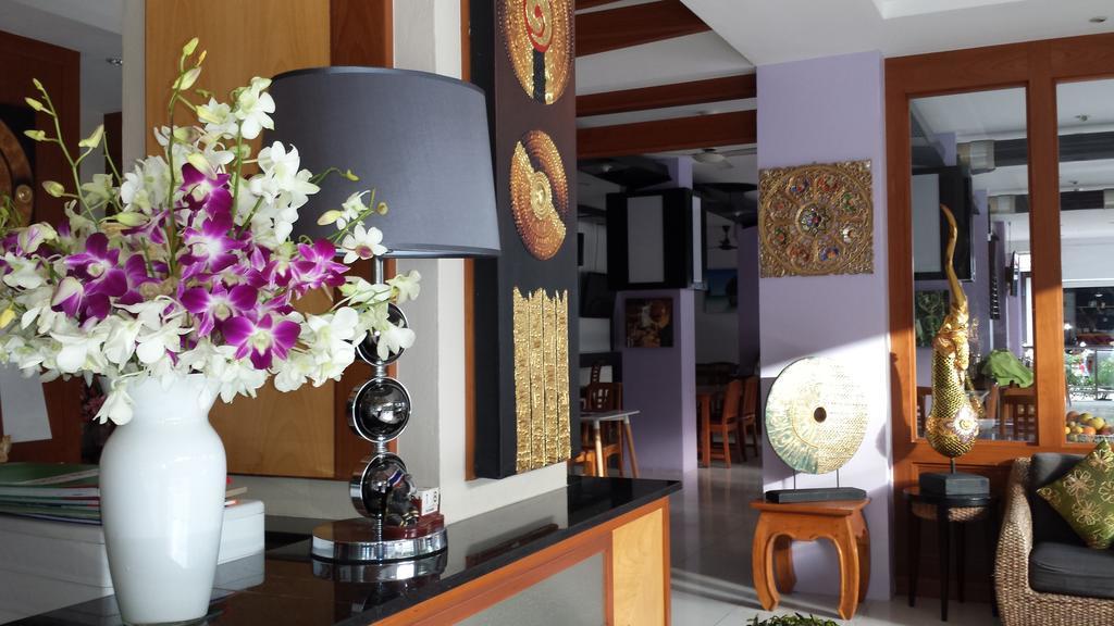 Chana Hotel Phuket Екстериор снимка
