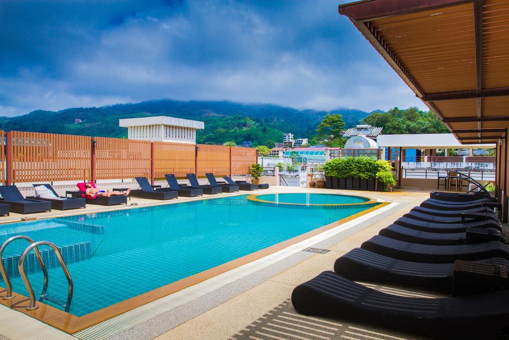 Chana Hotel Phuket Екстериор снимка